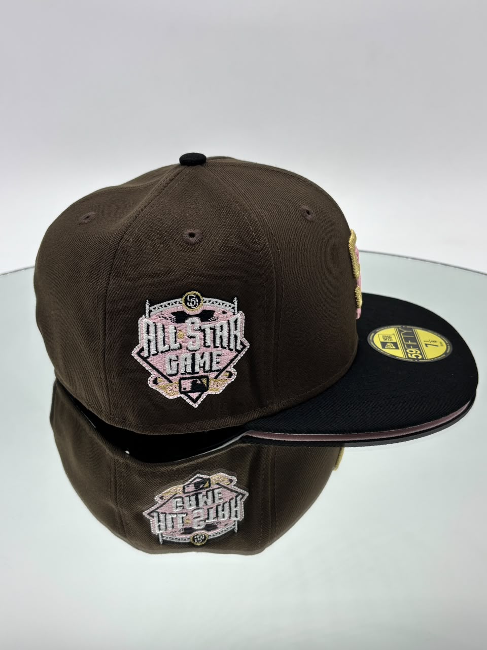 San Diego Padres MLB 59FIFTY Cerrada Café, Negra y Rosa