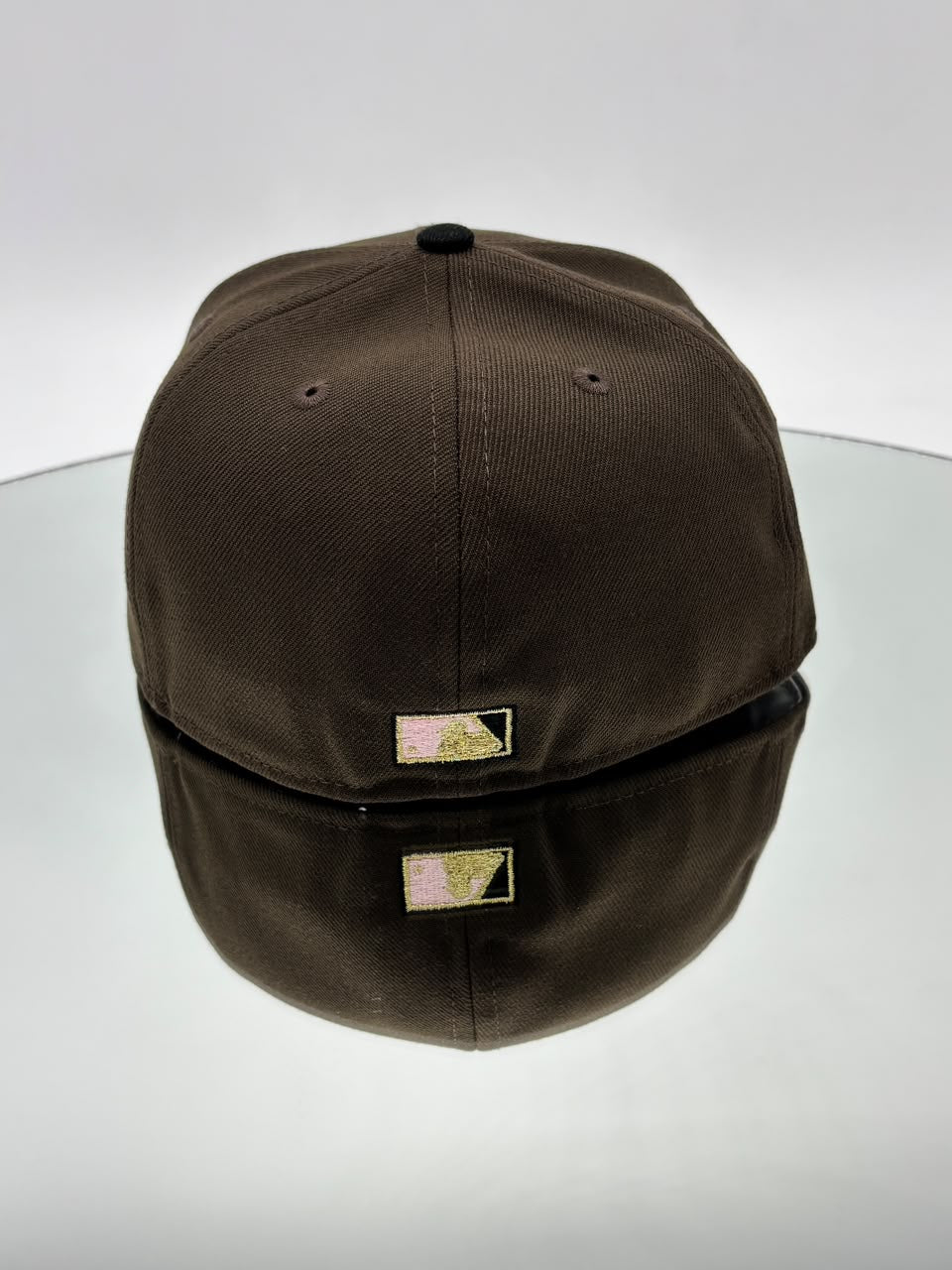 San Diego Padres MLB 59FIFTY Cerrada Café, Negra y Rosa