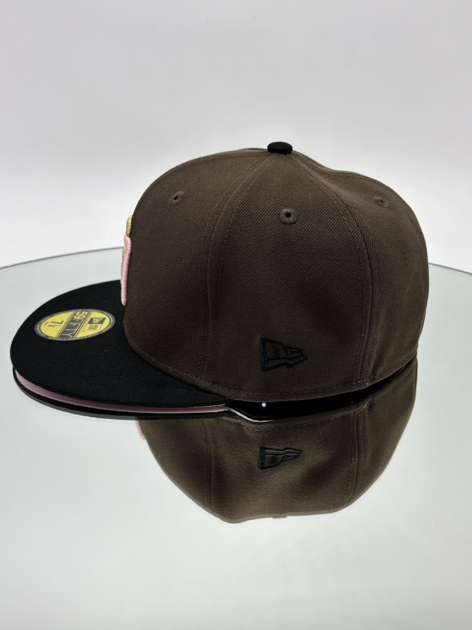 San Diego Padres MLB 59FIFTY Cerrada Café, Negra y Rosa