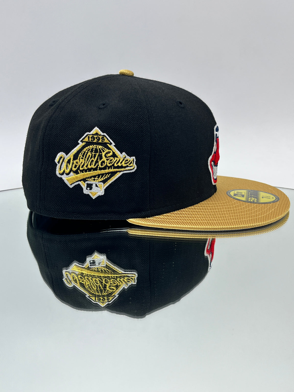 Cleveland Indians MLB 59FIFTY Cerrada Negra Y Dorada